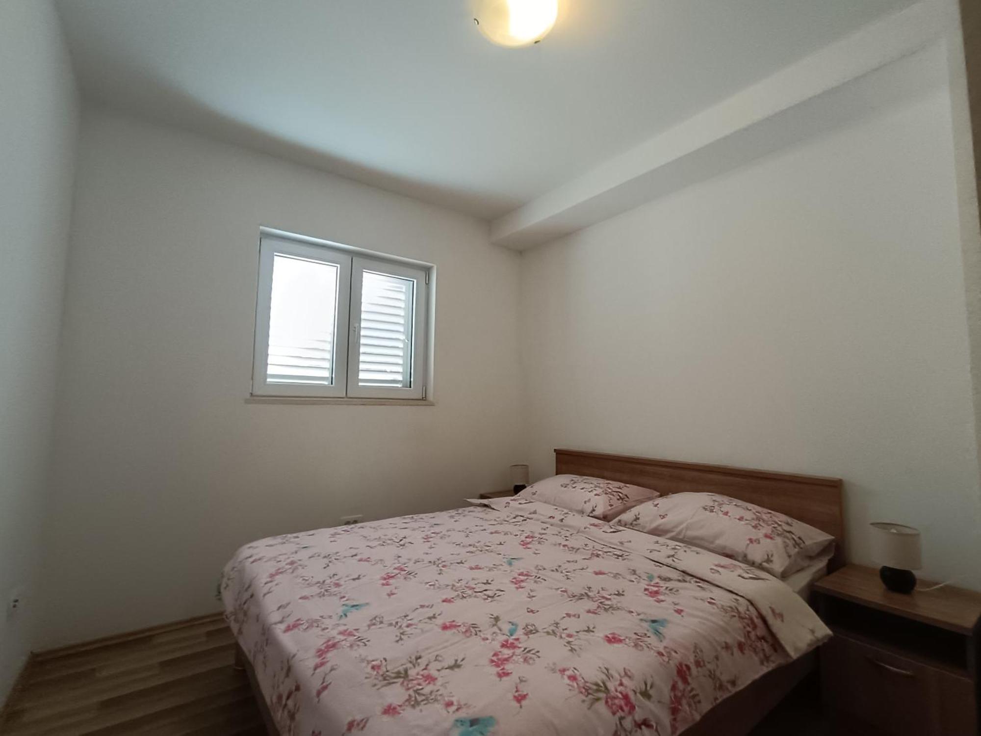 Maurora Apartment *