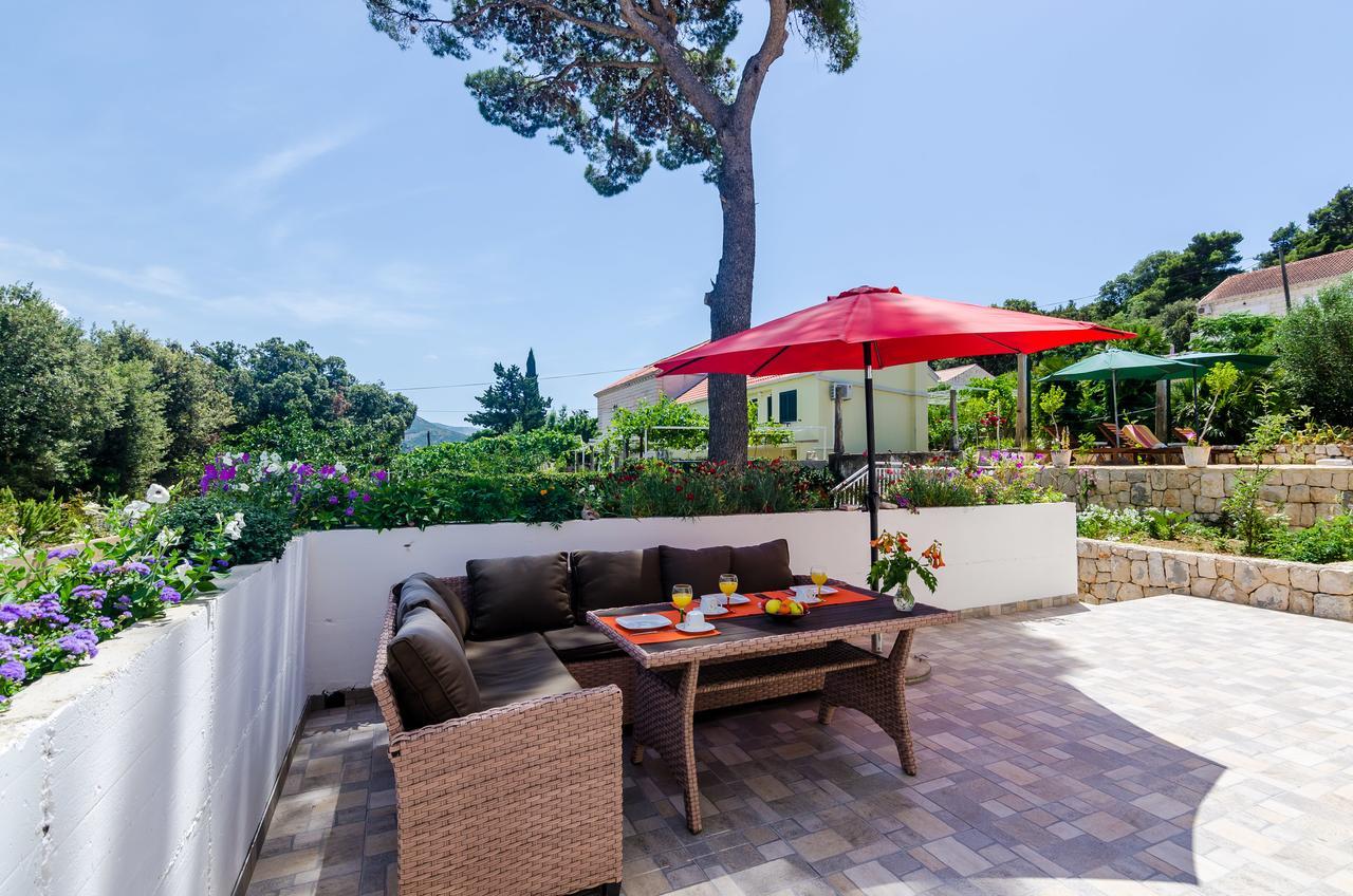 Maurora Apartment *